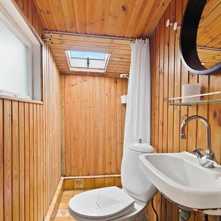 Amazing In With 3 Bedrooms