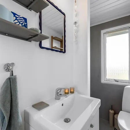 Amazing In With 3 Bedrooms